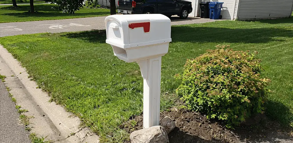 Mailbox installation for a residential curbside mailbox in Cleveland, OH